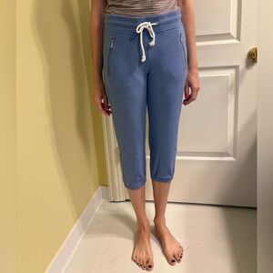 Kensie Blue Joggers Capri Sweatpants Women’s Sweats Jogger Pants Size Small